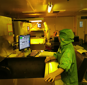 擴(kuò)大產(chǎn)能，湖鎮(zhèn)新生產(chǎn)基地3萬(wàn)平米工廠(chǎng)裝配調(diào)試進(jìn)行中..pcb打樣多 層板打樣